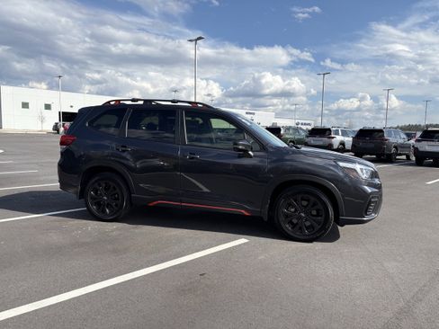 Used 2019 Subaru Forester Sport image 7
