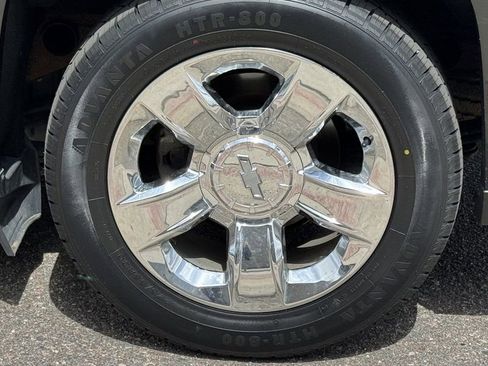 Used 2017 Chevrolet Silverado 1500 LTZ Z71 AWD/4WD image 12