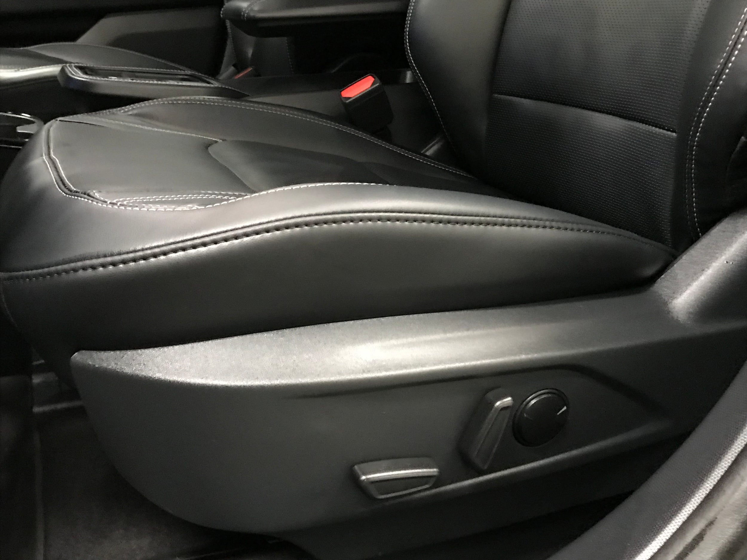 Used 2025 Ford Mustang Mach-E Premium w/ Interior Protection Package AWD/4WD image 17