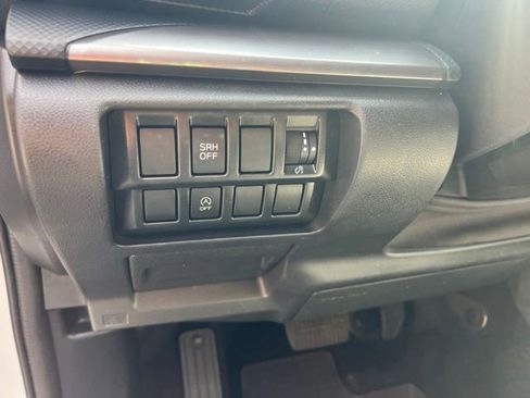 Used 2021 Subaru Forester Premium w/ Popular Package #1 AWD/4WD image 8