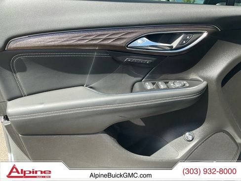 Used 2023 Buick Envision Avenir AWD/4WD image 19