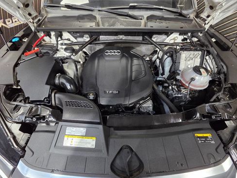 Used 2019 Audi Q5 2.0T Premium w/ Convenience Package image 29