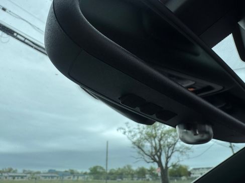 Used 2013 BMW 640i Convertible RWD image 11