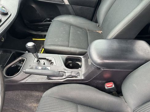 Used 2018 Toyota RAV4 LE image 26