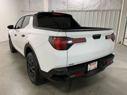 Used 2022 Hyundai Santa Cruz SEL FWD image 6