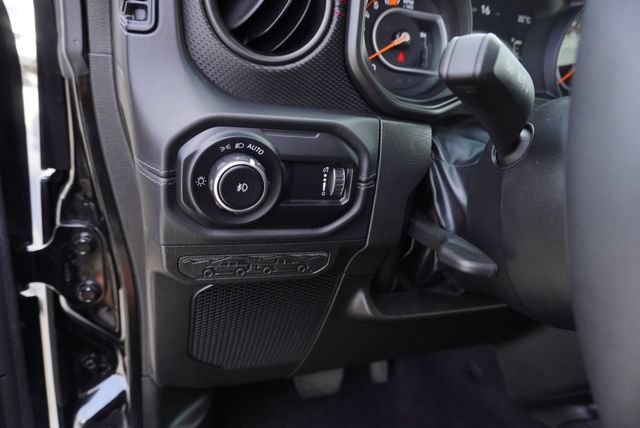Used 2024 Jeep Wrangler Unlimited Rubicon AWD/4WD image 30