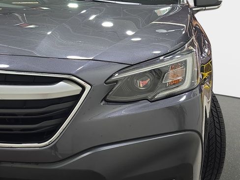 Used 2020 Subaru Outback Premium image 30