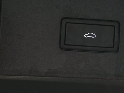 Certified 2024 Volkswagen Atlas SE w/ Panoramic Sunroof Package image 28