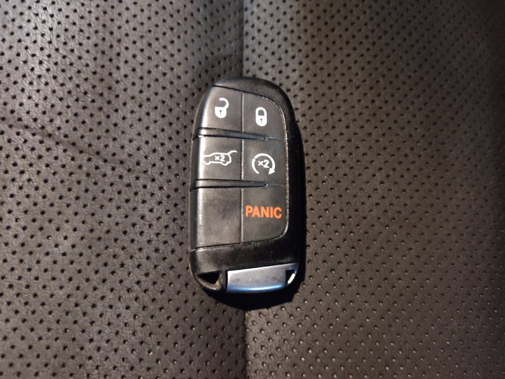 Used 2019 Dodge Durango R/T RWD image 32