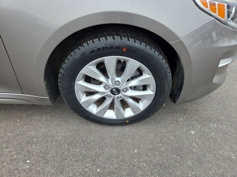Used 2017 Kia Optima EX image 23