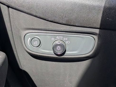 Used 2024 Chevrolet Equinox LS w/ LS Convenience Package image 24