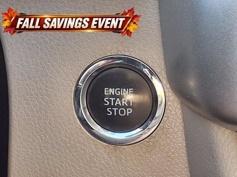 Used 2014 Toyota Highlander XLE FWD image 15
