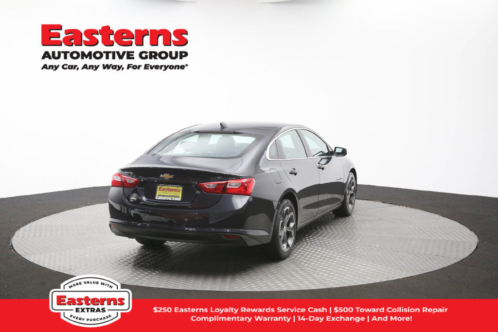 Used 2023 Chevrolet Malibu LT FWD image 40