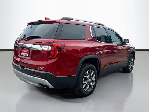 Used 2023 GMC Acadia SLT w/ LPO, Floor Liner Package FWD image 6