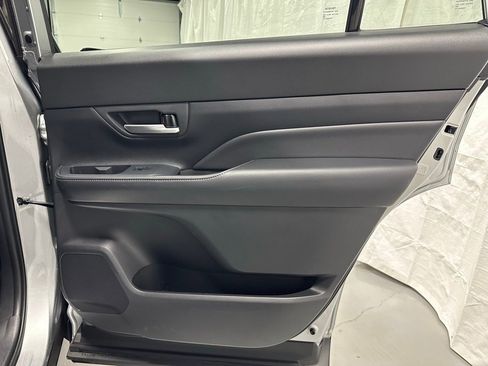 Used 2025 Toyota Grand Highlander AWD image 54