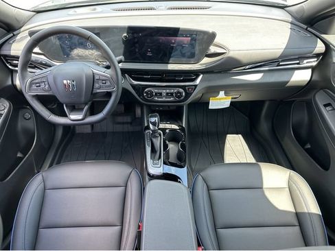 New 2026 Buick Envista Sport Touring w/ Convenience I Package FWD image 18