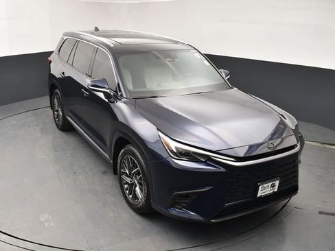 Used 2025 Lexus TX 350 350 Luxury w/ Technology Package image 13