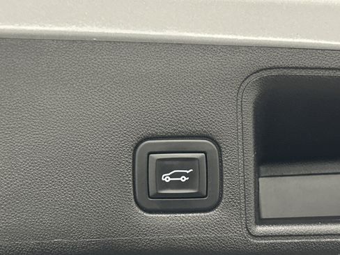 Used 2019 GMC Terrain Denali image 16