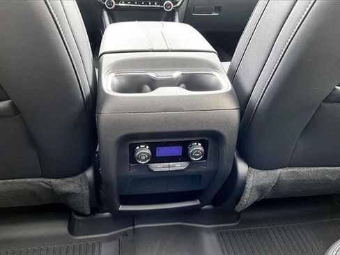 New 2026 Chevrolet Traverse LT w/ Sun and Wheel Package image 6