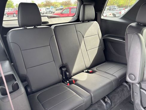 Used 2023 Chevrolet Traverse LT w/ LPO, Floor Liner Package image 22