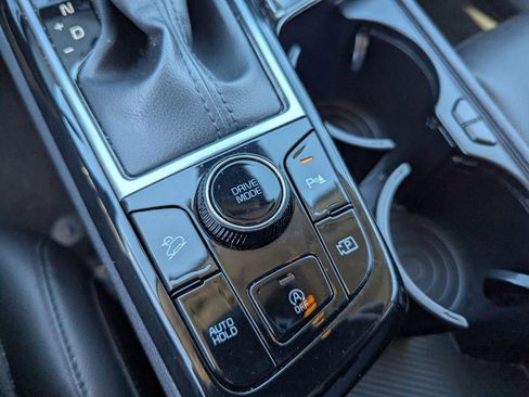 Certified 2023 Kia Sportage EX image 22