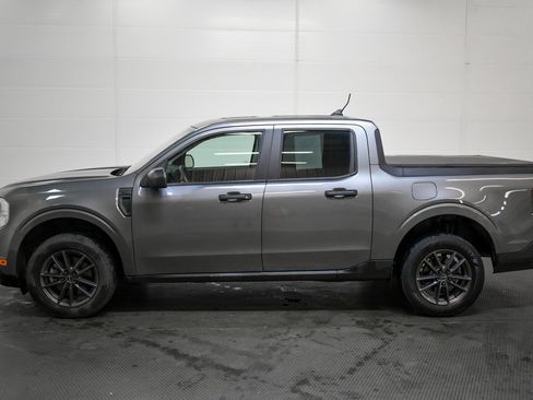 Used 2023 Ford Maverick XL image 4