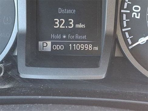 Certified 2018 Toyota Tacoma TRD Sport image 19