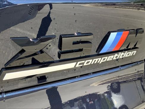 Used 2025 BMW X5 M Competition w/ Executive Package image 15