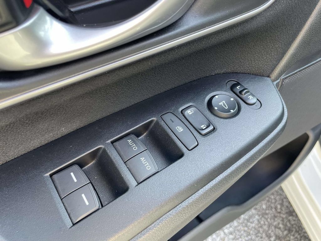 Used 2021 Honda CR-V EX image 16