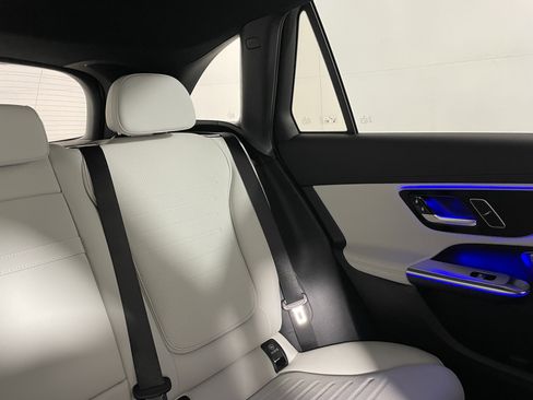 New 2026 Mercedes-Benz GLC 300 image 15