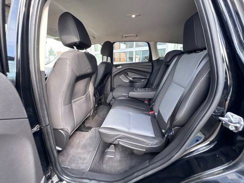Used 2017 Ford Escape SE AWD/4WD image 25