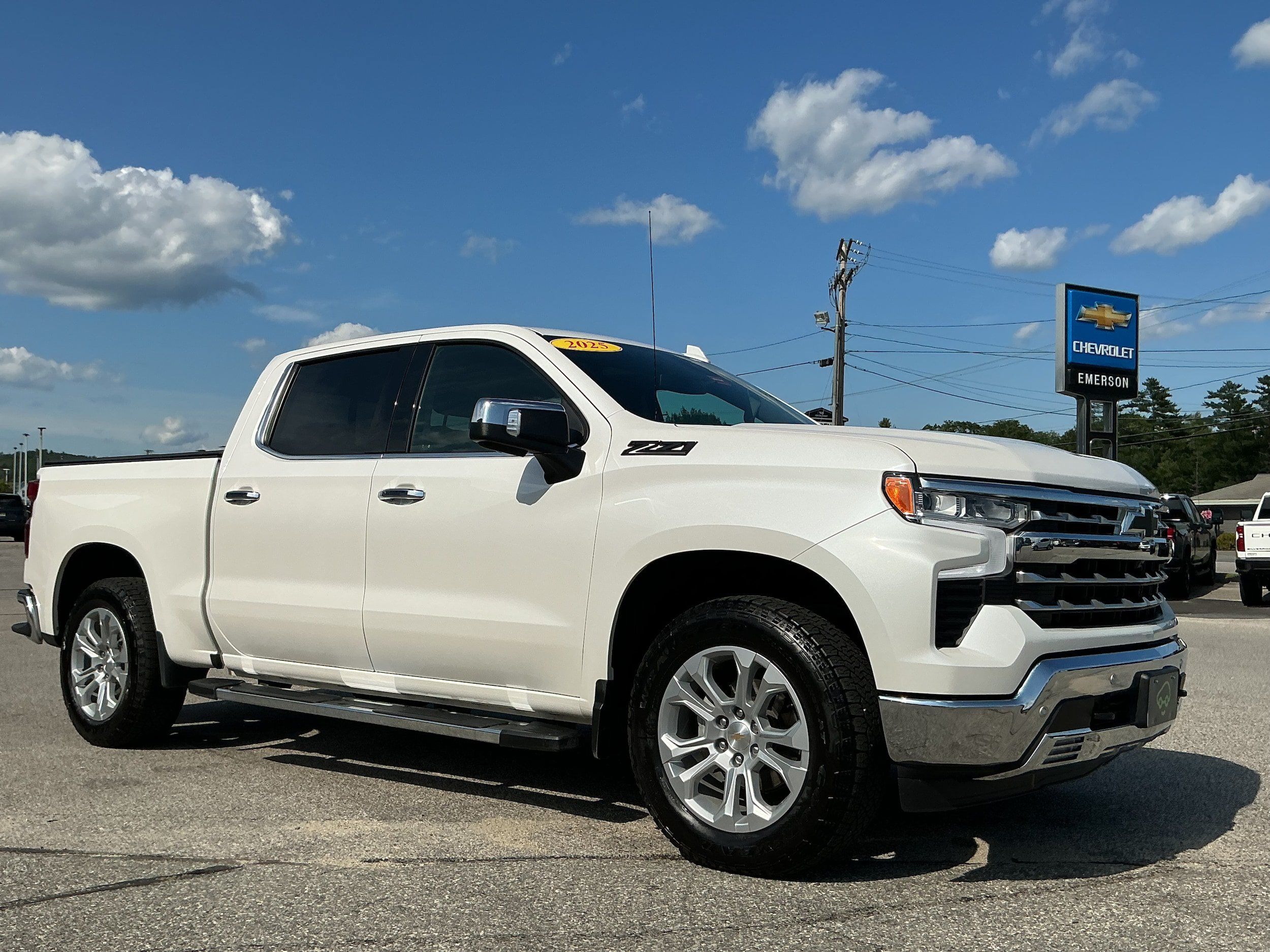 Certified 2025 Chevrolet Silverado 1500 LTZ w/ Z71 Off-Road Package AWD/4WD image 3