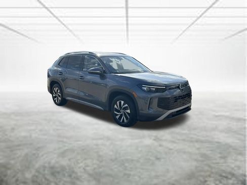 New 2026 Volkswagen Tiguan S FWD image 7