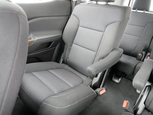 Used 2022 GMC Acadia SLE w/ Driver Convenience Package AWD/4WD image 12