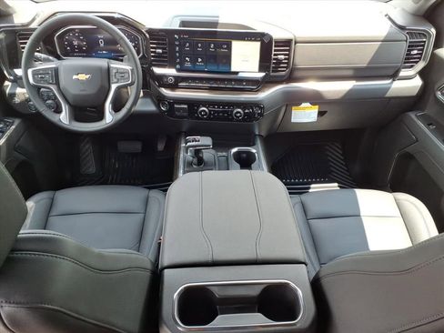 New 2026 Chevrolet Silverado 1500 LT w/ Z71 Off-Road Package AWD/4WD image 19