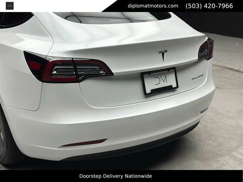 Used 2022 Tesla Model 3 Long Range image 15