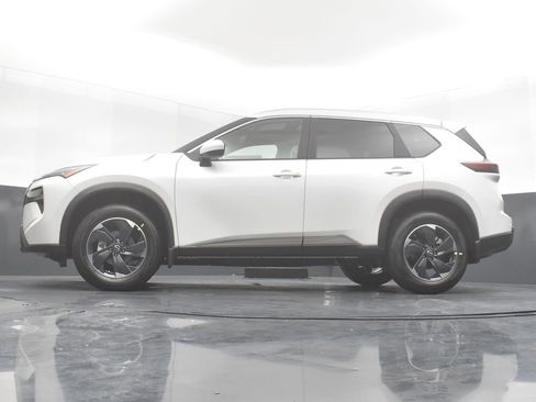 New 2026 Nissan Rogue SV w/ SV Premium Package image 29