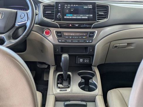 Used 2020 Honda Pilot EX-L image 16