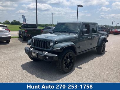 Used 2025 Jeep Gladiator Sport