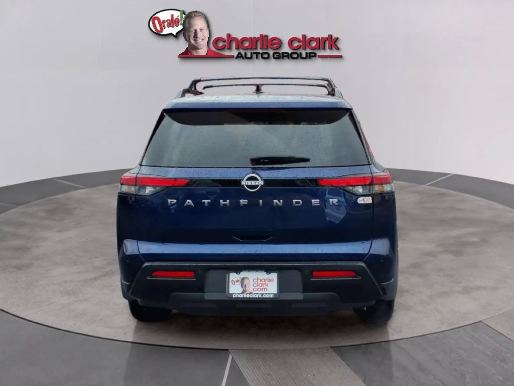 Certified 2026 Nissan Pathfinder SV FWD image 4