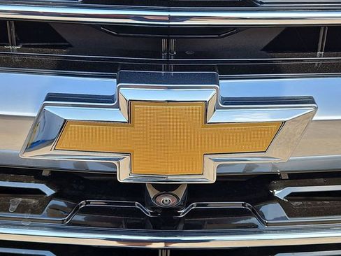 New 2026 Chevrolet Traverse High Country w/ LPO, Floor Liner Package image 33