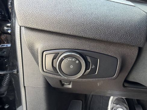 Used 2015 Lincoln MKC AWD image 18