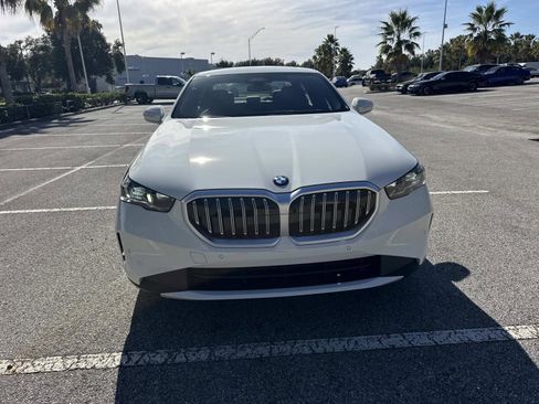 New 2026 BMW 530i w/ Premium Package image 9