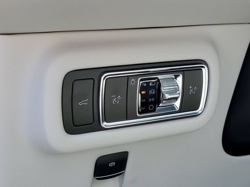 New 2026 Lincoln Nautilus Reserve AWD/4WD image 14