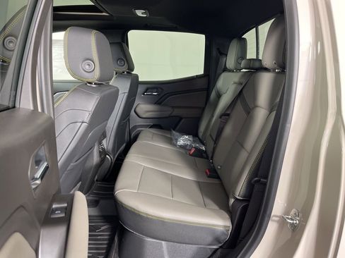 New 2026 Chevrolet Colorado ZR2 w/ Technology Package image 21