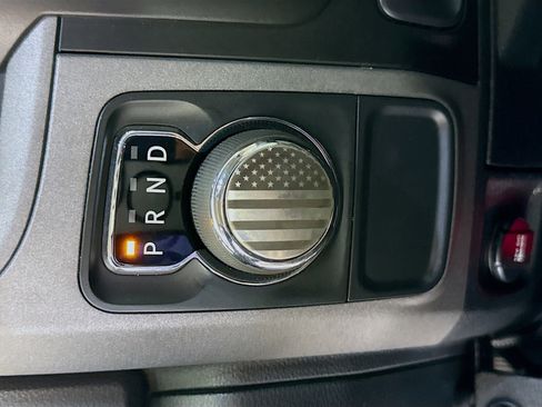 Used 2017 RAM 1500 Express image 20