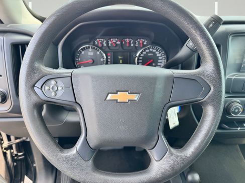 Used 2016 Chevrolet Silverado 1500 Custom w/ Custom Convenience Package AWD/4WD image 12