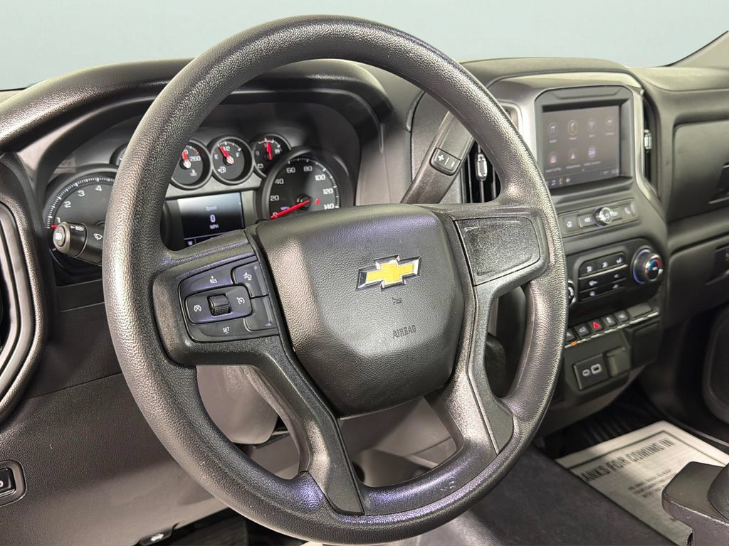Certified 2025 Chevrolet Silverado 1500 W/T RWD image 37