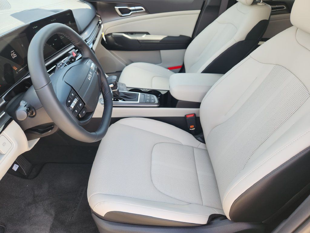 New 2026 Kia Sportage EX w/ EX Panorama Roof Package FWD image 9