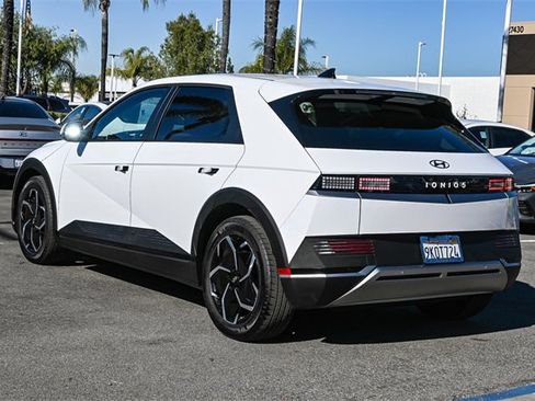 Certified 2024 Hyundai Ioniq 5 SE image 8